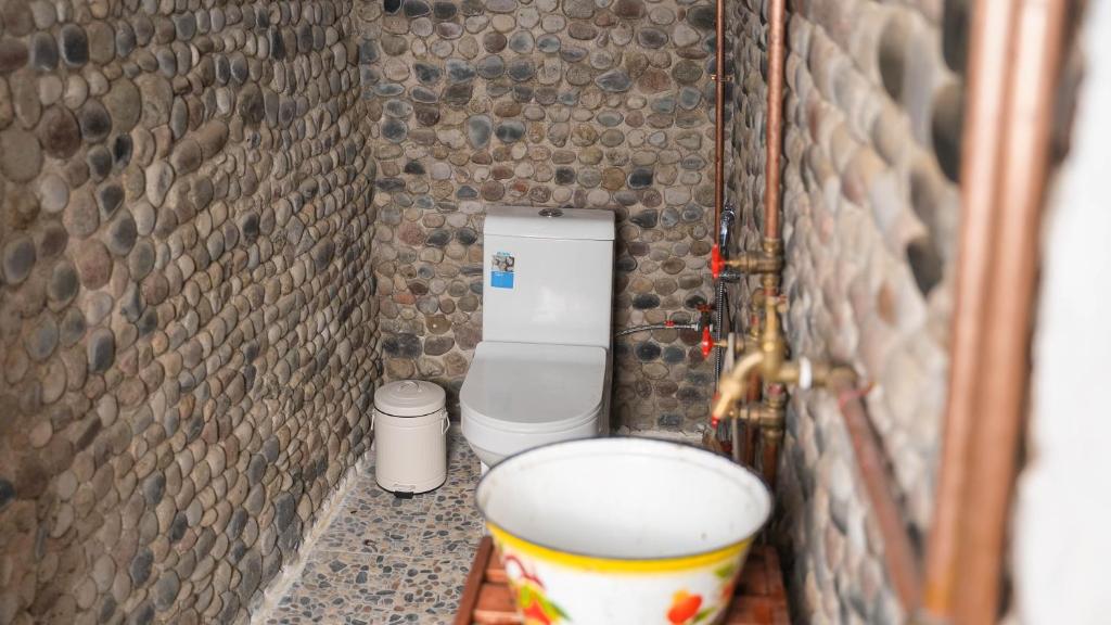 Koupelna v ubytování نزل كوفان التراثي Koofan Heritage Lodge
