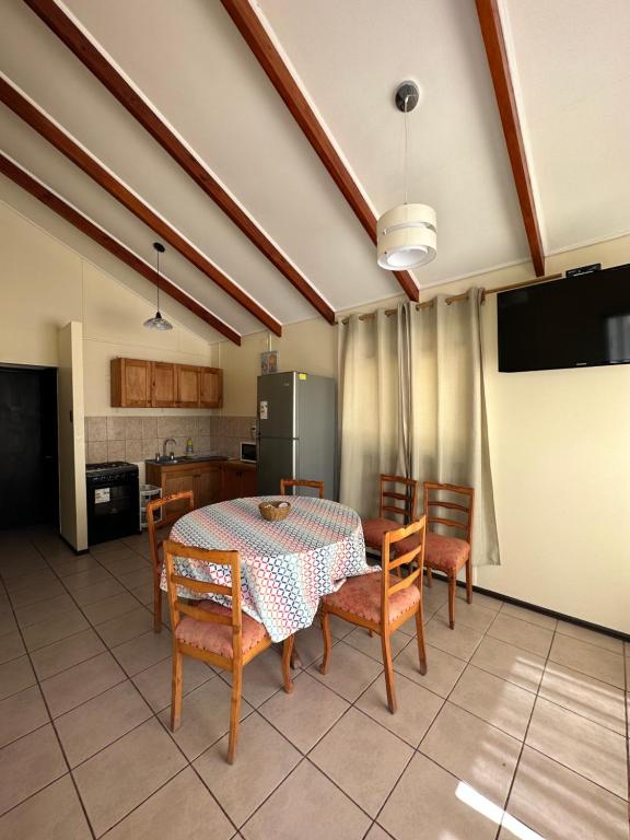Kuchyň nebo kuchyňský kout v ubytování Cabañas Florencia La Serena