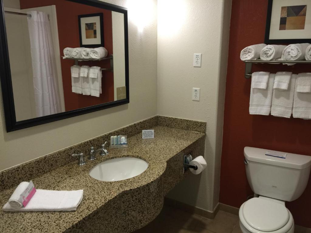 Sleep Inn & Suites Lawton Near Fort Sill photo
