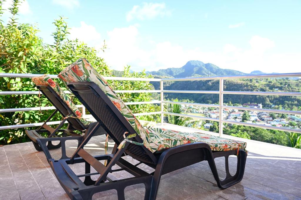 Uma vista geral da montanha ou uma vista da montanha a partir da casa de férias