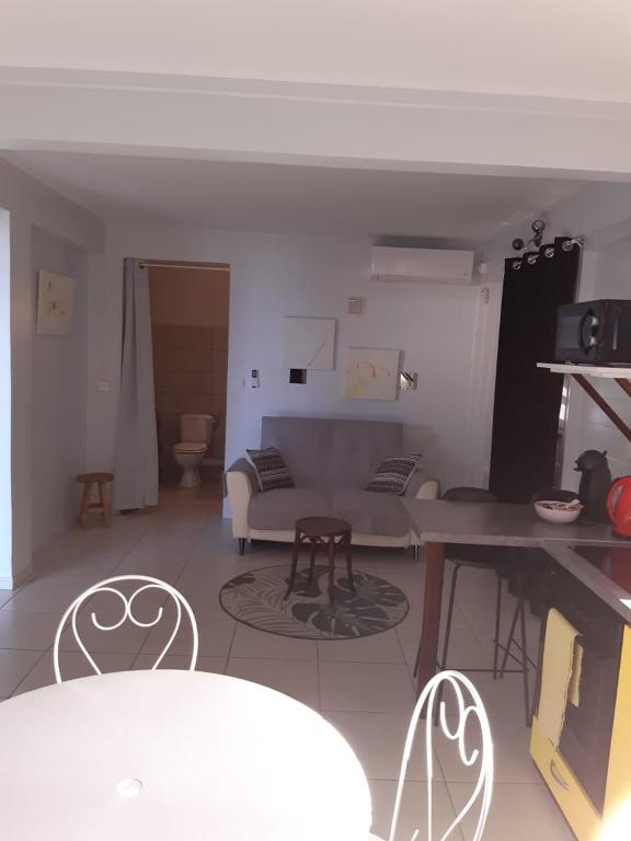 Kuchyň nebo kuchyňský kout v ubytování Residence vue sur mer
