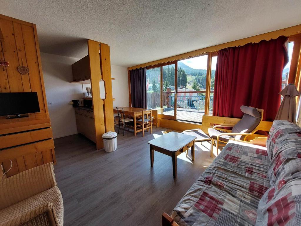 Fotografia z galérie ubytovania Appartement 3 pièces pour 7 personnes, proche pistes, commerces et ESF, avec terrasse, Les Arcs 1800 - FR-1-411-395 v destinácii Bourg-Saint-Maurice