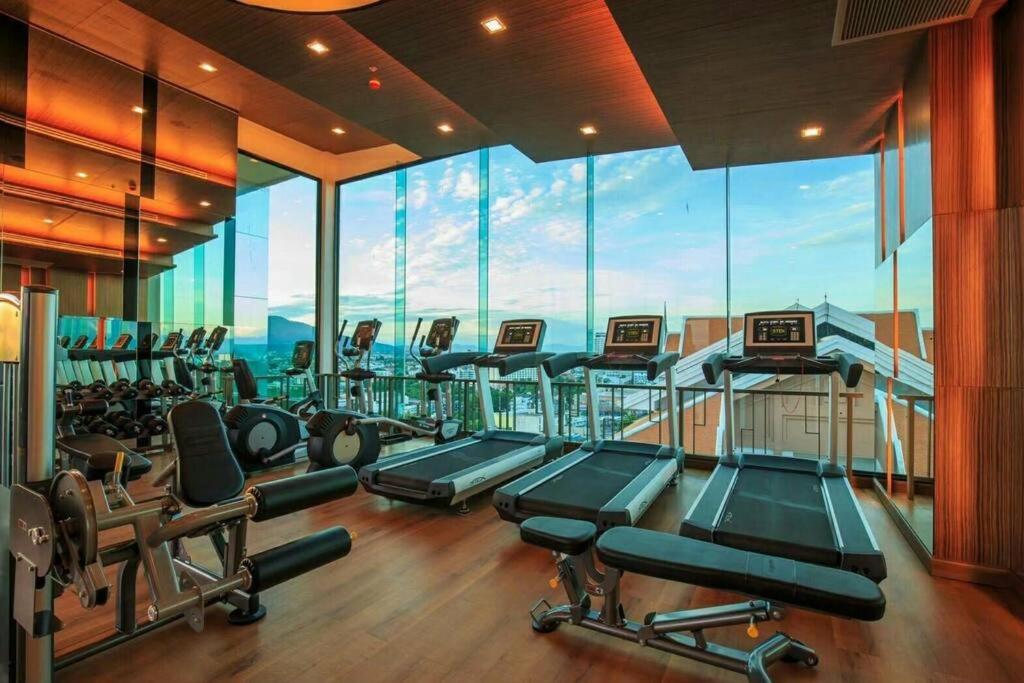 RooftopPool#Sauna#Gym#Best Location inTown#Luxury, Chiang Mai (updated  prices 2024)