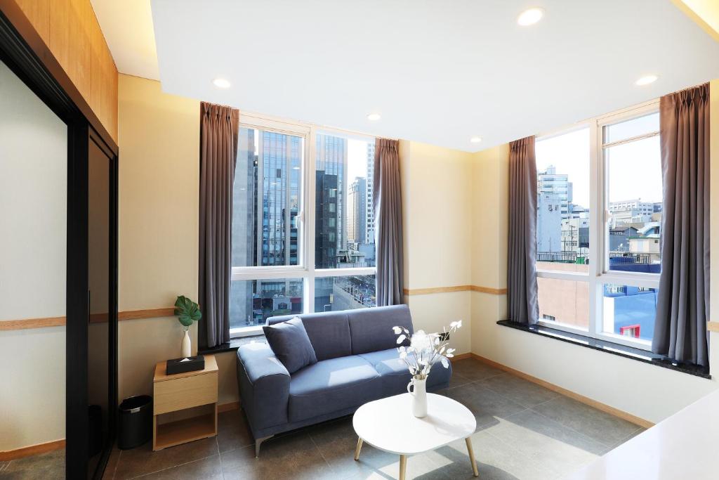 The Stay Classic Hotel Myeongdongにあるシーティングエリア