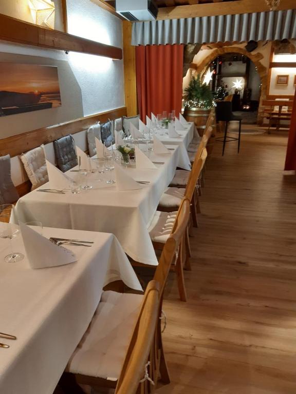 Restaurace v ubytování Gästezimmer Klinger-Tongisch