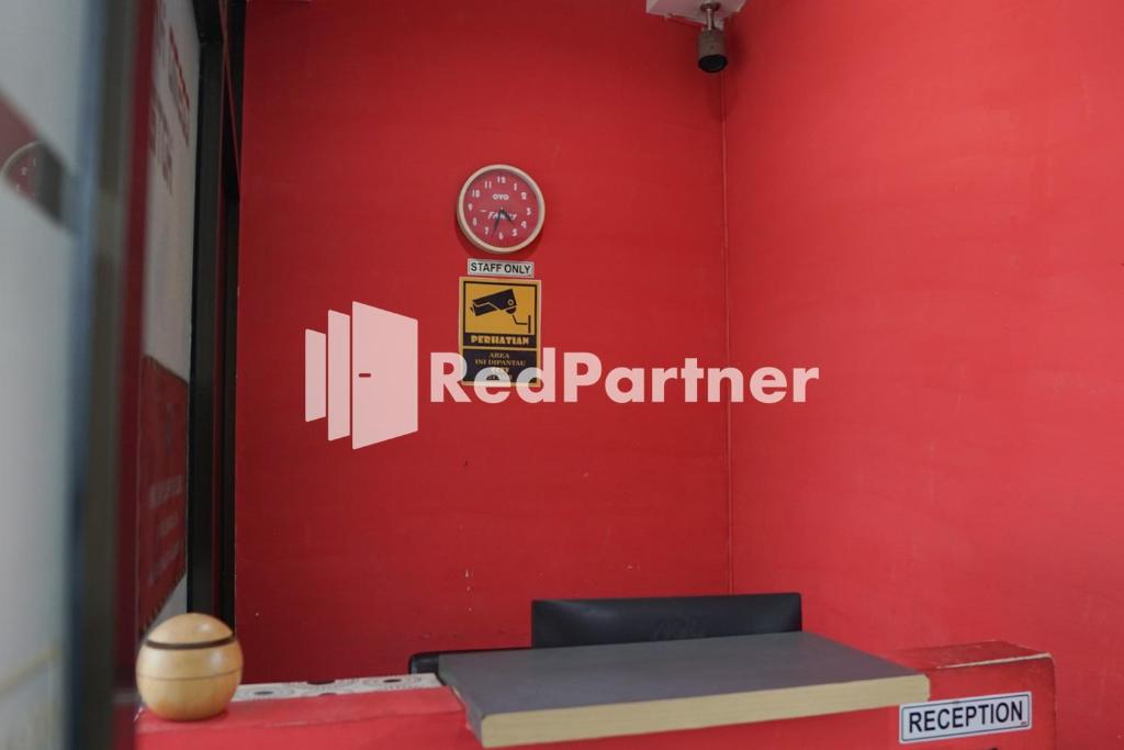 Foto dalla galleria di Cosmo Harmoni RedPartner a Giacarta