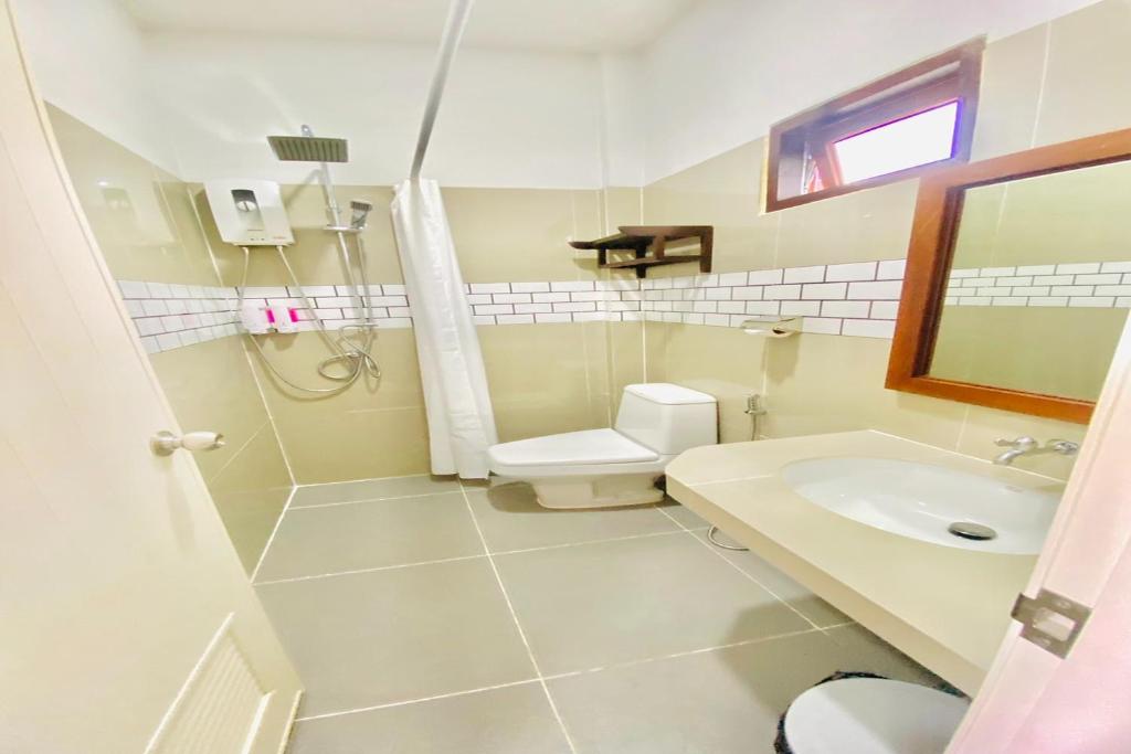 Chanpailin Omarzaa - Resim 3