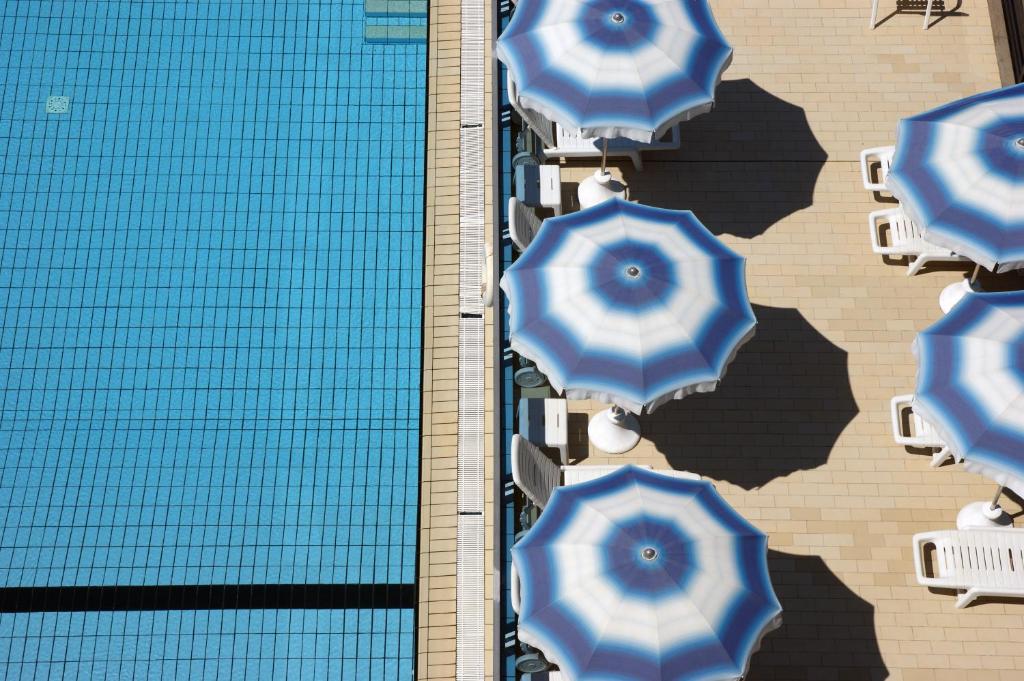 Bazén v ubytování Hotel Antares nebo v jeho okolí