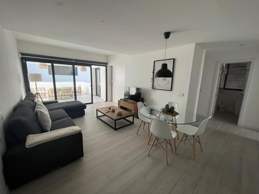 Kép La Sal - Two double bedroom apartment szállásáról Lajaresben a galériában