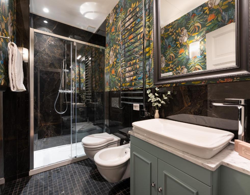 A bathroom at Apartments Florence- Granduca Penthouse