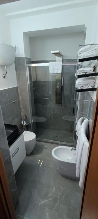 Koupelna v ubytování B&B Appartamenti l'Anfora