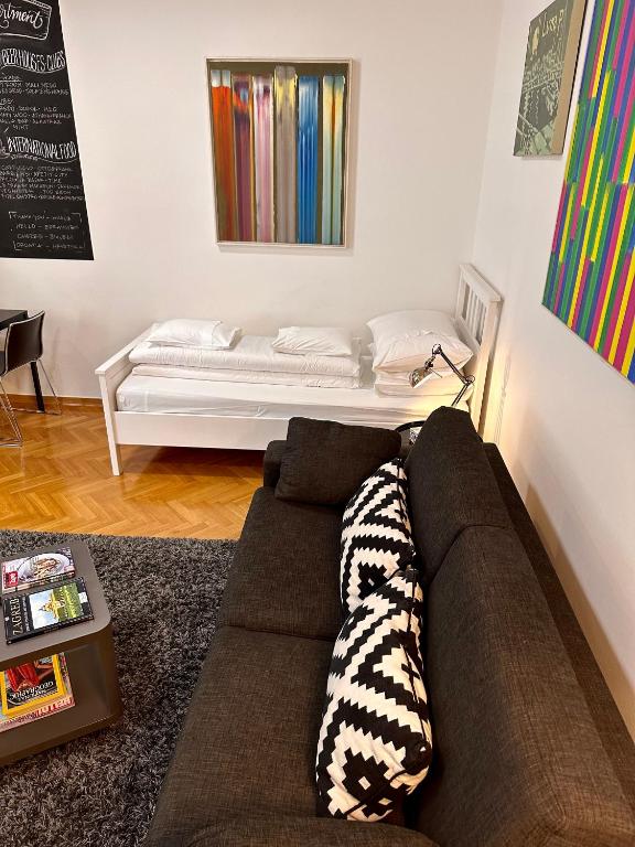 Postel nebo postele na pokoji v ubytování Apartments Mango Downtown