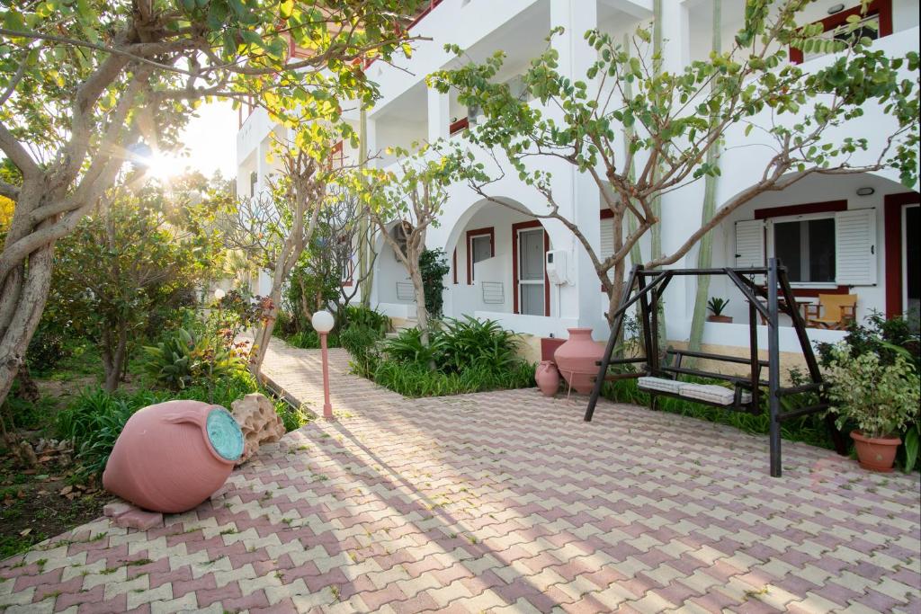 Zahrada ubytování Emerald Hotel Leros