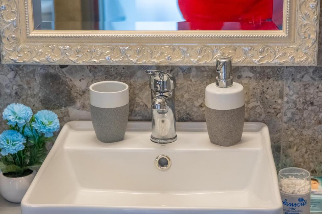 Foto dalla galleria di Serenity Luxe Suites a Párga