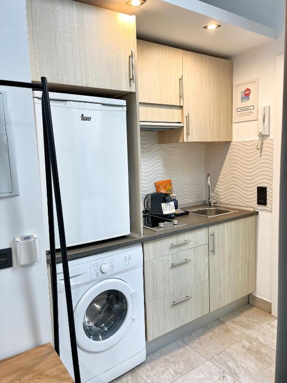 Kuchyňa alebo kuchynka v ubytovaní Tennessee Urban Suites