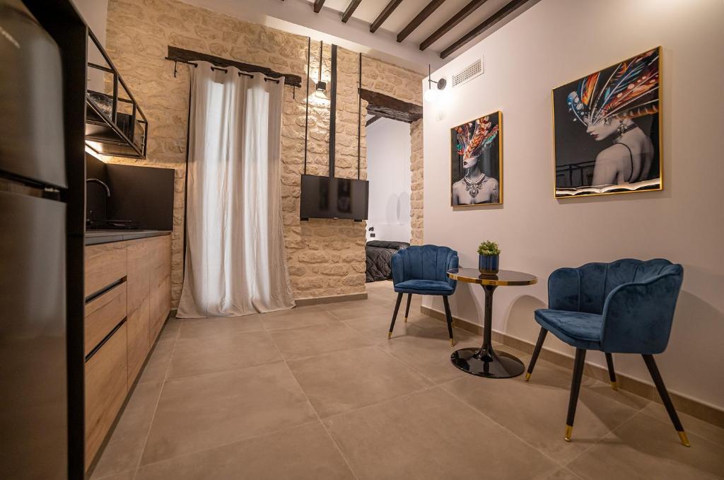 Apartamentos Loliqui centro Alicante, Alicante – Updated 2023 ...