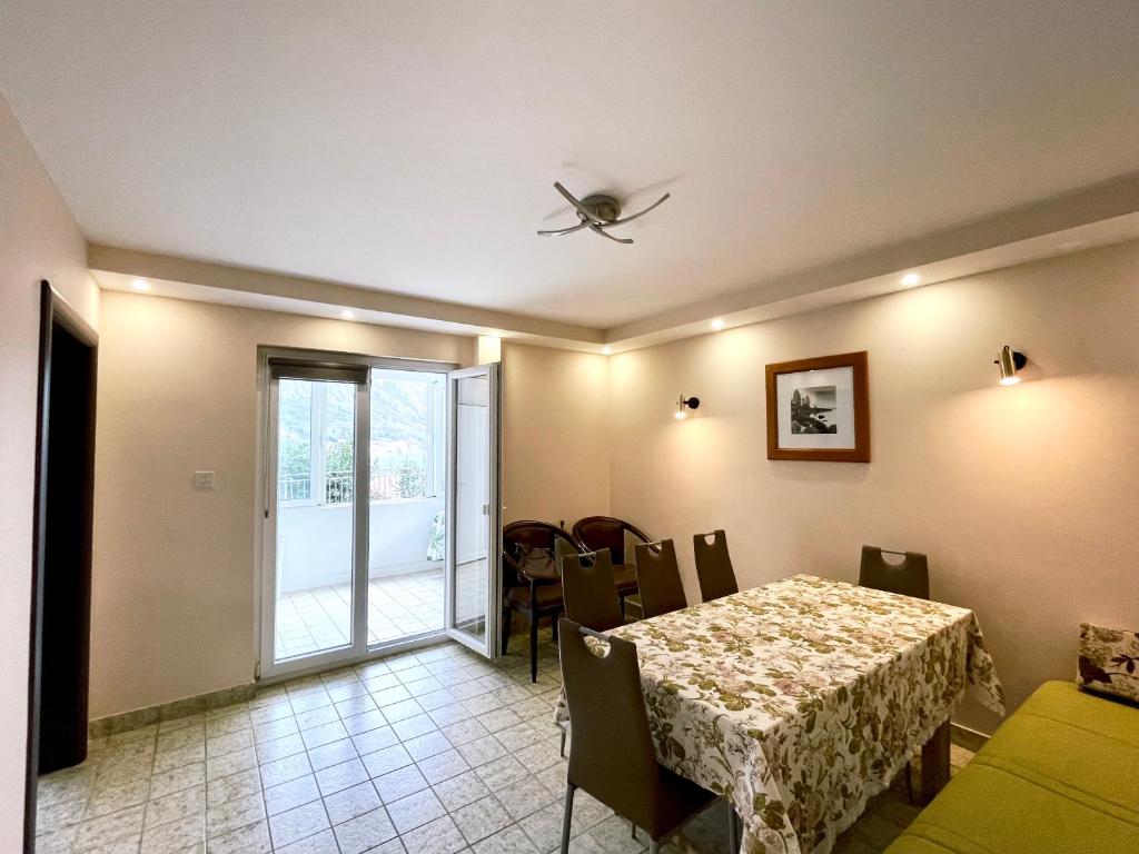 Apartments Lav - Two-Bedroom Apartment
