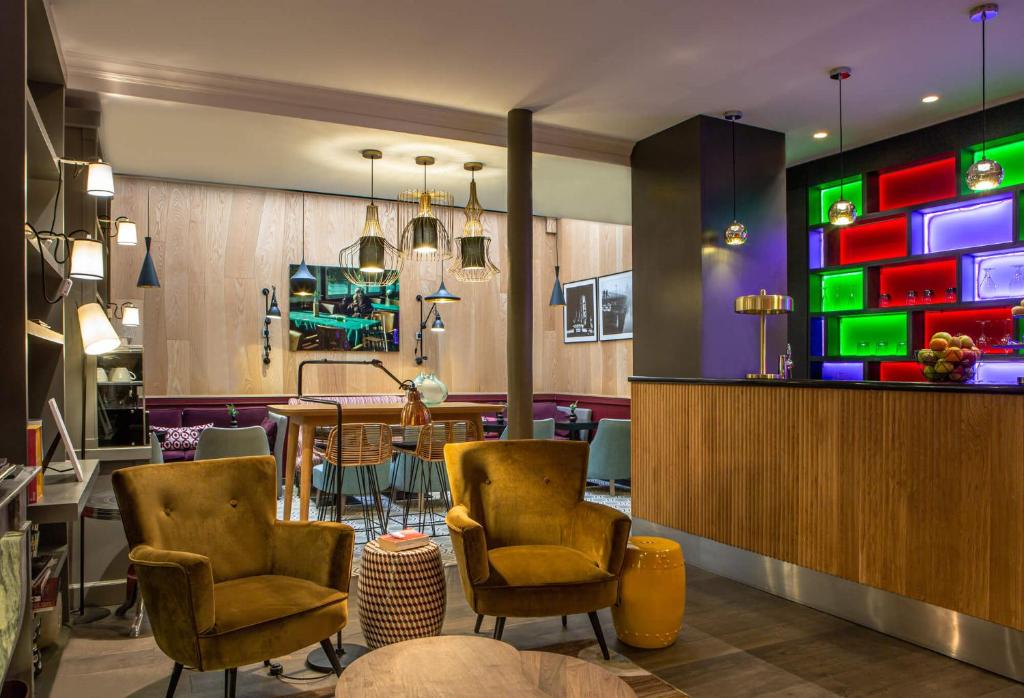 Hôtel Adèle & Jules - Resim 15