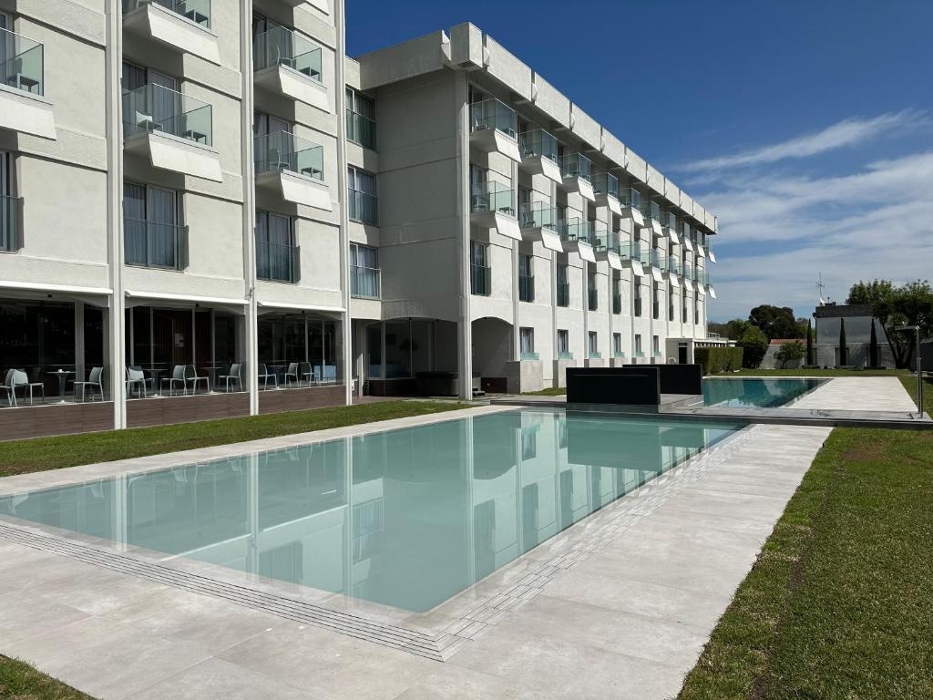 Bazén v ubytování Hotel do Parque nebo v jeho okolí