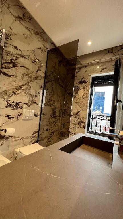 Zeus Tirana Suite Deluxe - Image 3