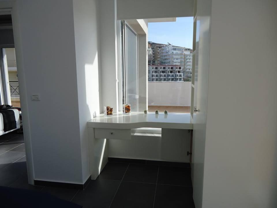 Sunset in Apartment - Image 3