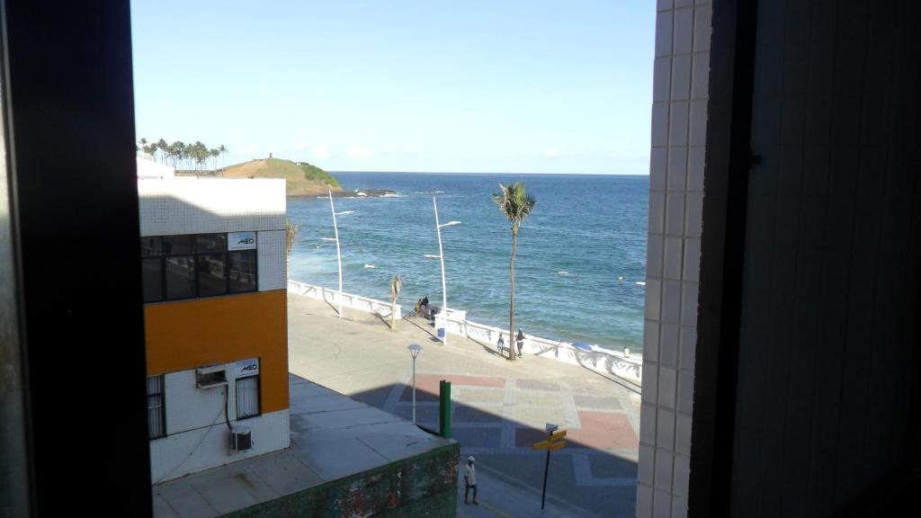 Farol Barra Flat - Apartment With Partial Sea View
