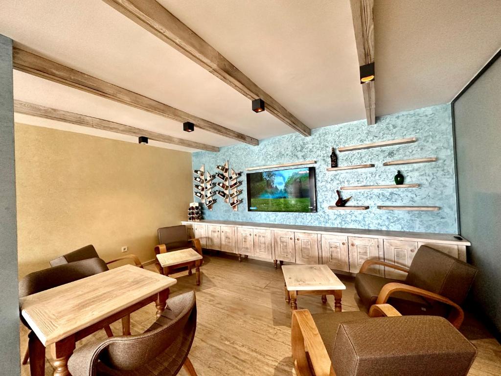 Posezení v ubytování ZEYT INN HOTEL