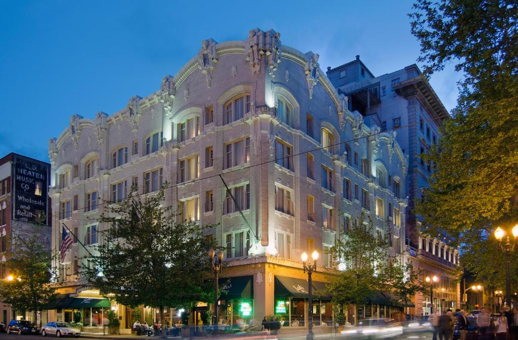 Budova, kde se hotel nachází