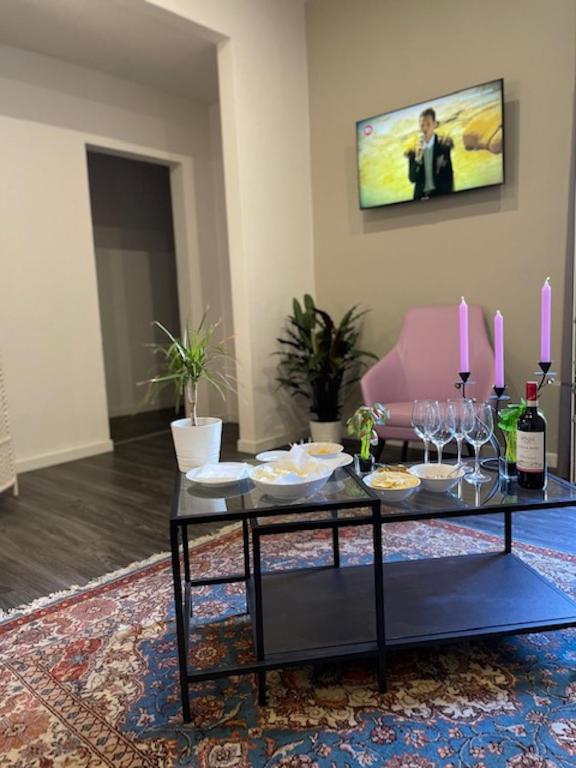 TV a/nebo společenská místnost v ubytování Hotel Delle Camelie