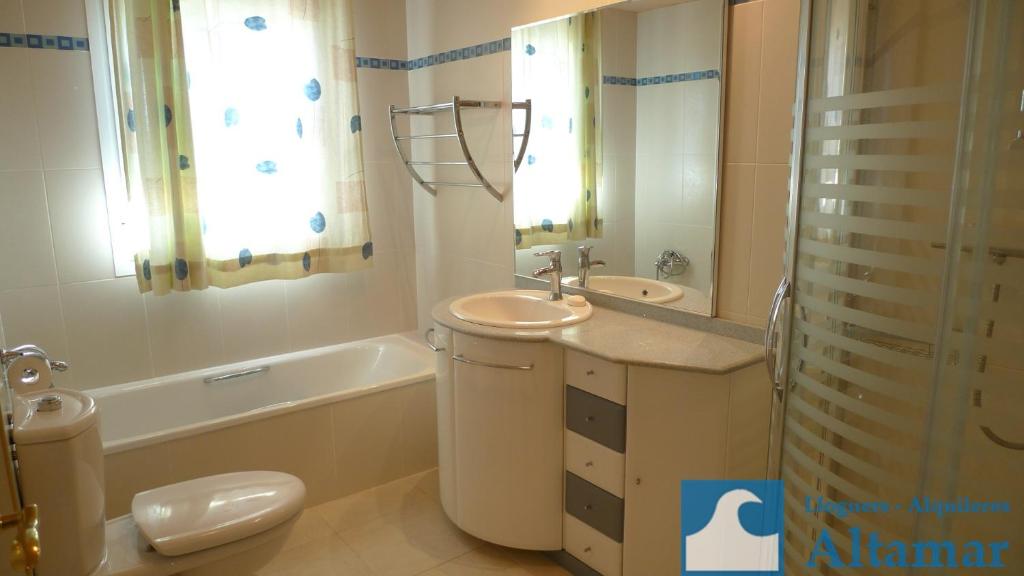 Fotografie z fotogalerie ubytování Apartamentos Jardines del Puerto Altamar v destinaci Alcossebre