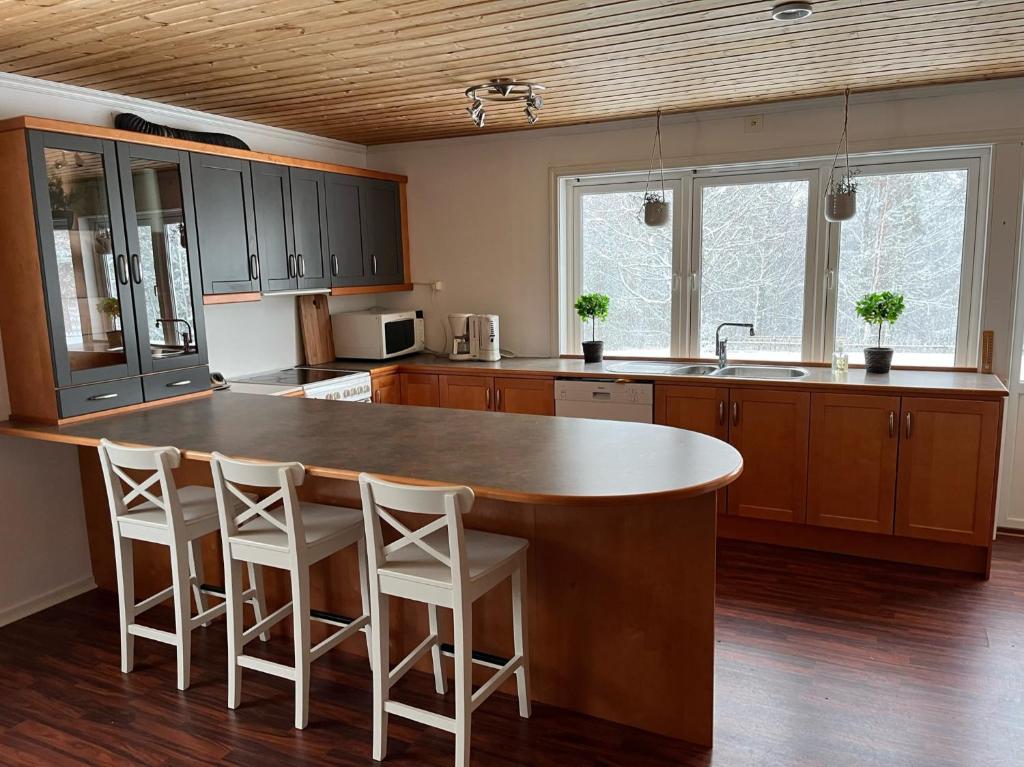 Kuchyň nebo kuchyňský kout v ubytování Långrösta 48-49, Appartementen in Hagfors