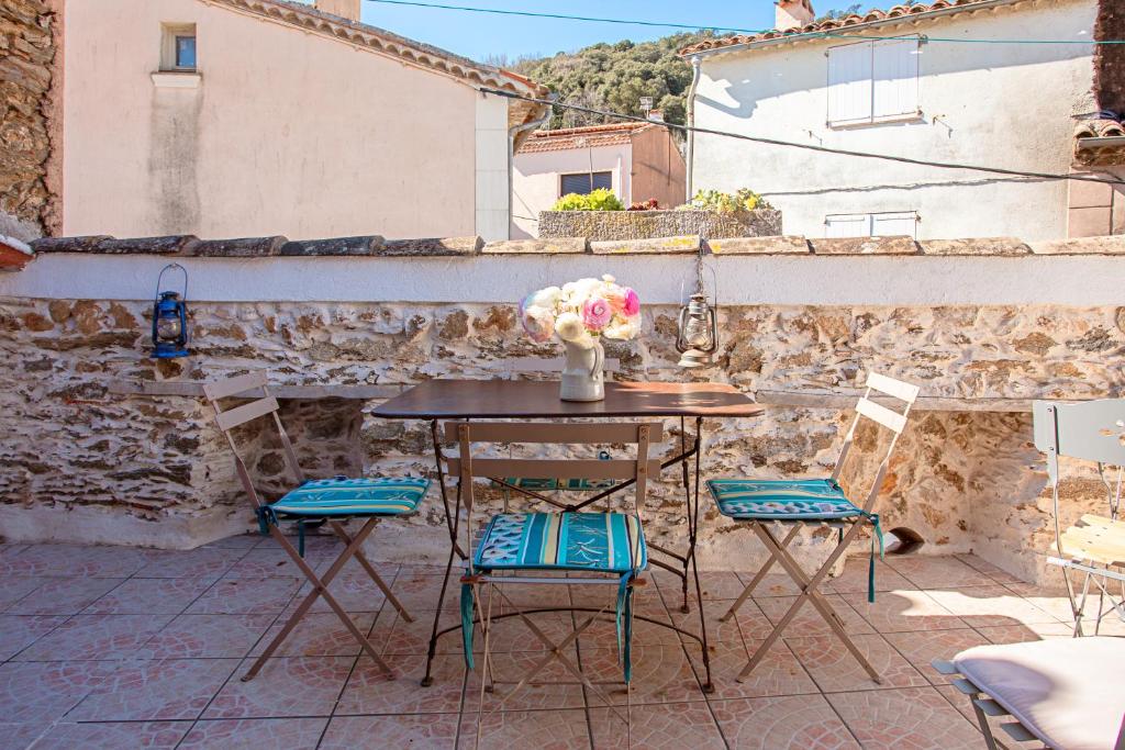 Maison La Garde Freinet - Maison De Trois Chambres