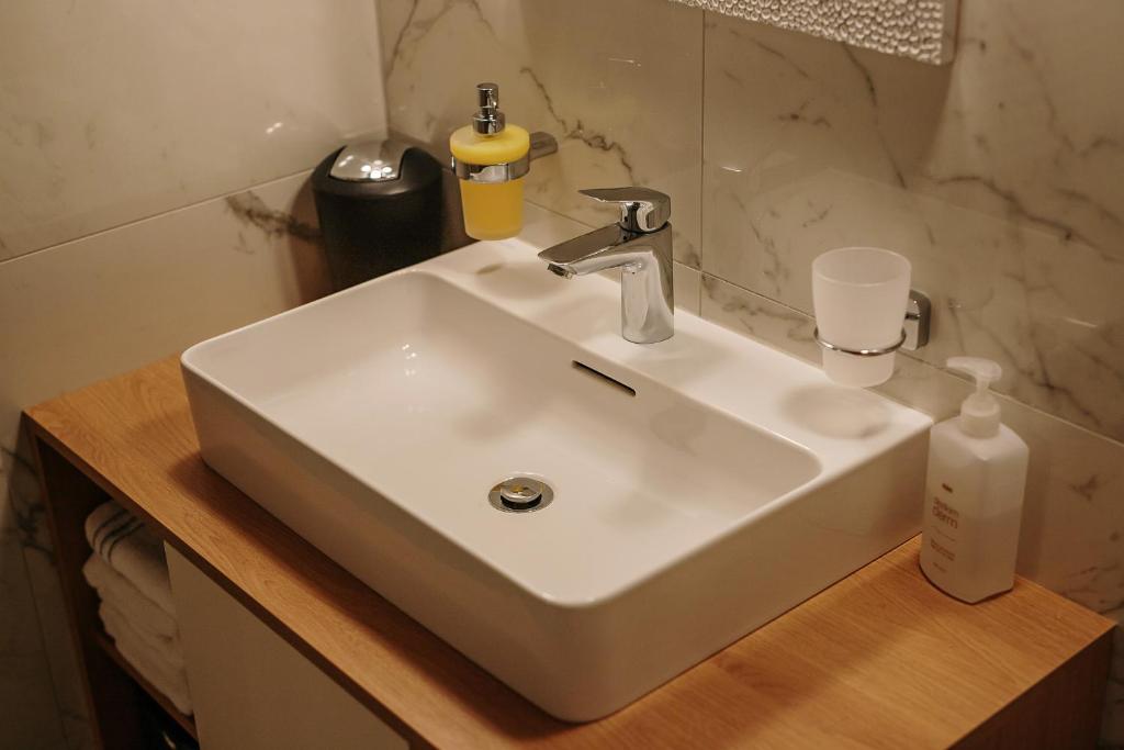 Operna klet Ljubljana - Resim 29