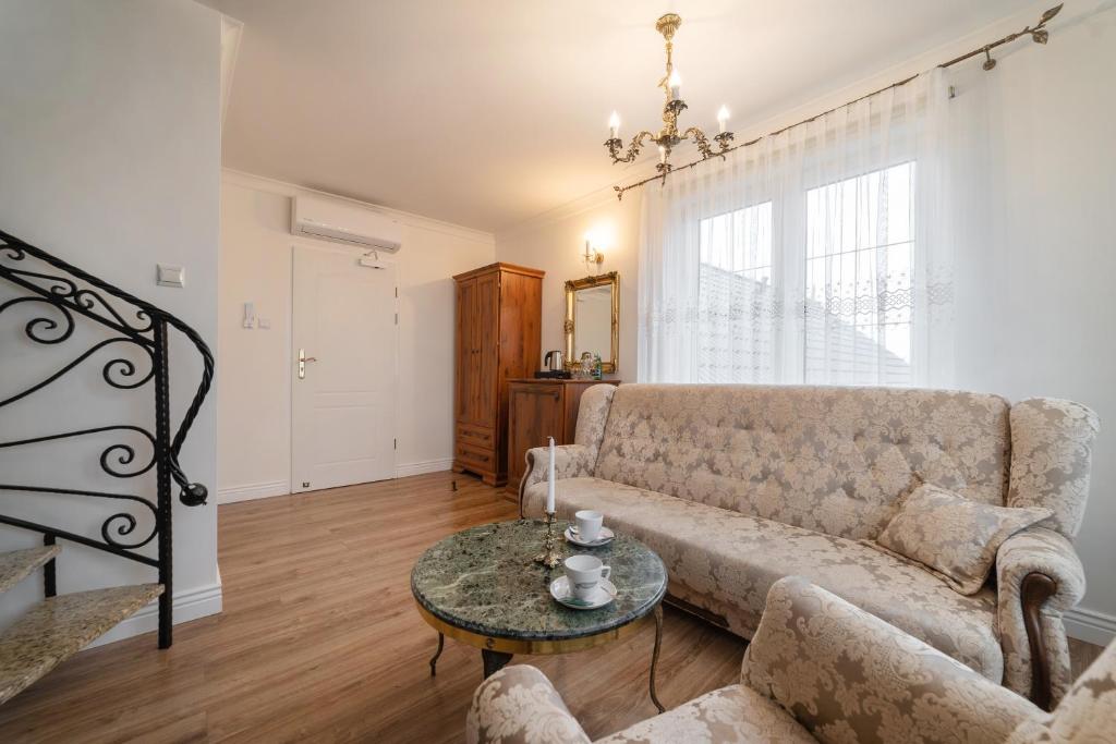 Pensjonat & Restauracja Admirał - 3