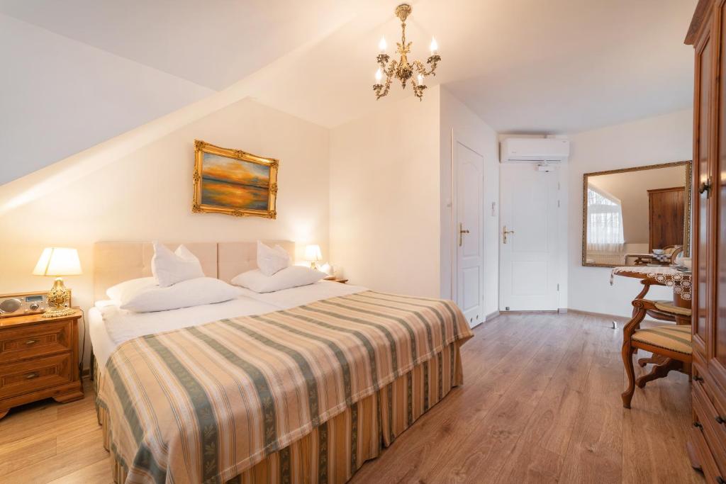 Pensjonat & Restauracja Admirał - 8