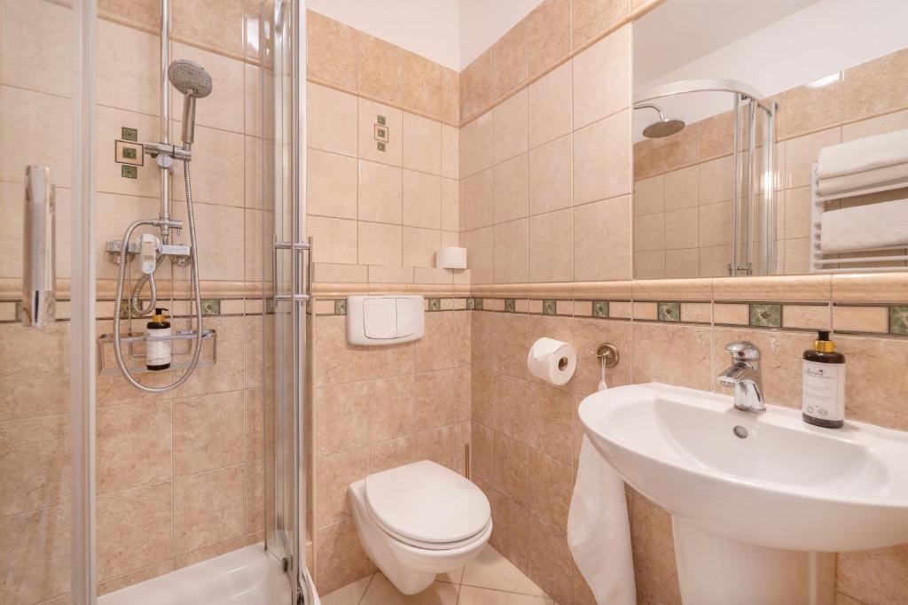 Pensjonat & Restauracja Admirał - 12