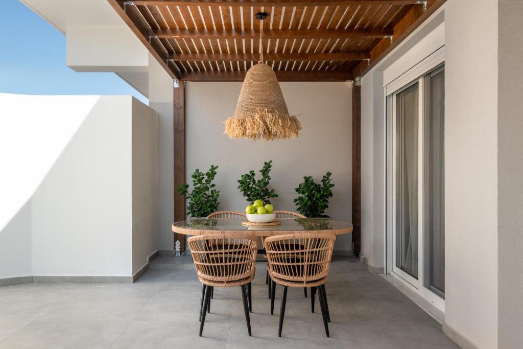 Balkón nebo terasa v ubytování Venthos Apartments