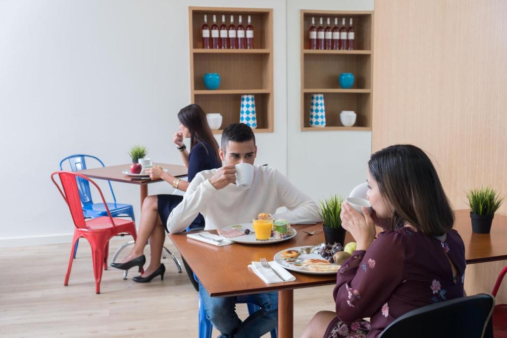 Stay Hotel Évora Centro - Resim 37