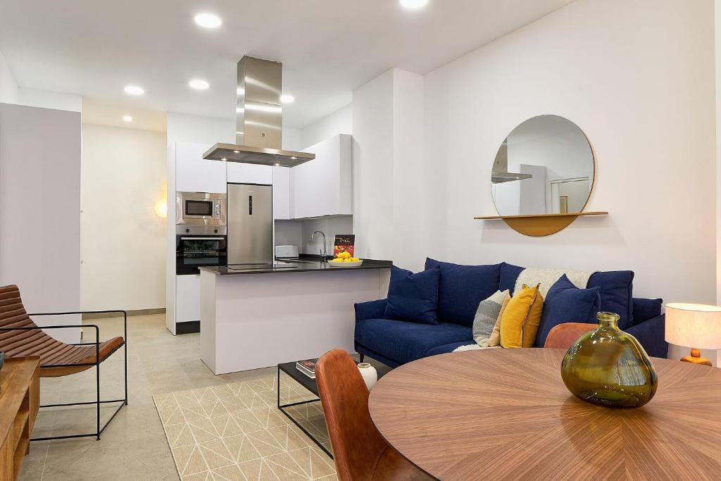 Kuchyň nebo kuchyňský kout v ubytování Soho Apartments in Malaga by Solaga Holiday Homes