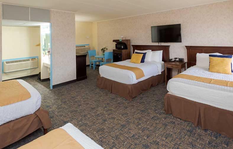 Gaido's Seaside Inn photo