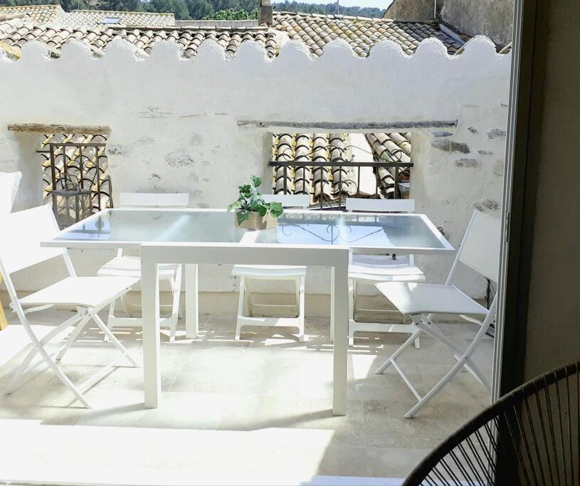 Maison Centre Historique Bize Minervois + Terrasse, Bize-Minervois ...