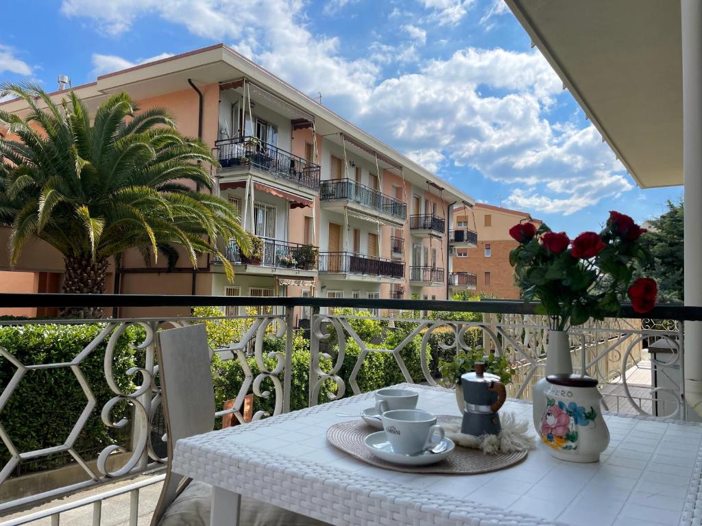 Rõdu või terrass majutusasutuses [300 metri dal Mare] Elegante monolocale con A/C