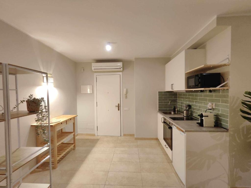 Kuchyňa alebo kuchynka v ubytovaní Mazi Apartments Havana