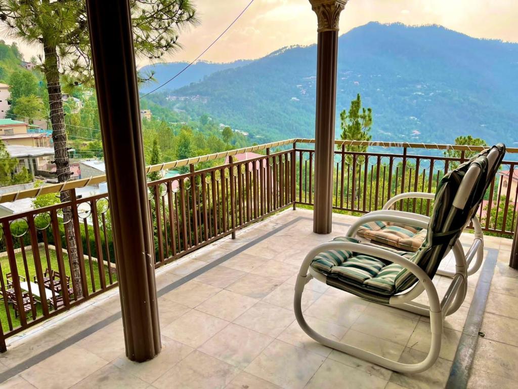 SKYmount - King Room With Mountain View