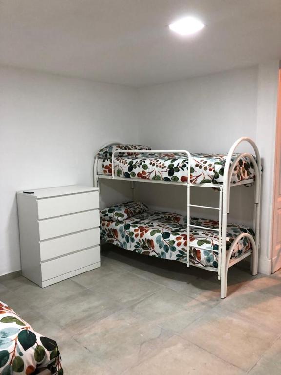 Nadyle House - Family Room