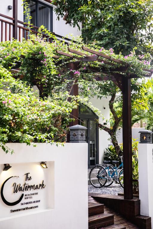 The Watermark Beachside Hotel - 6