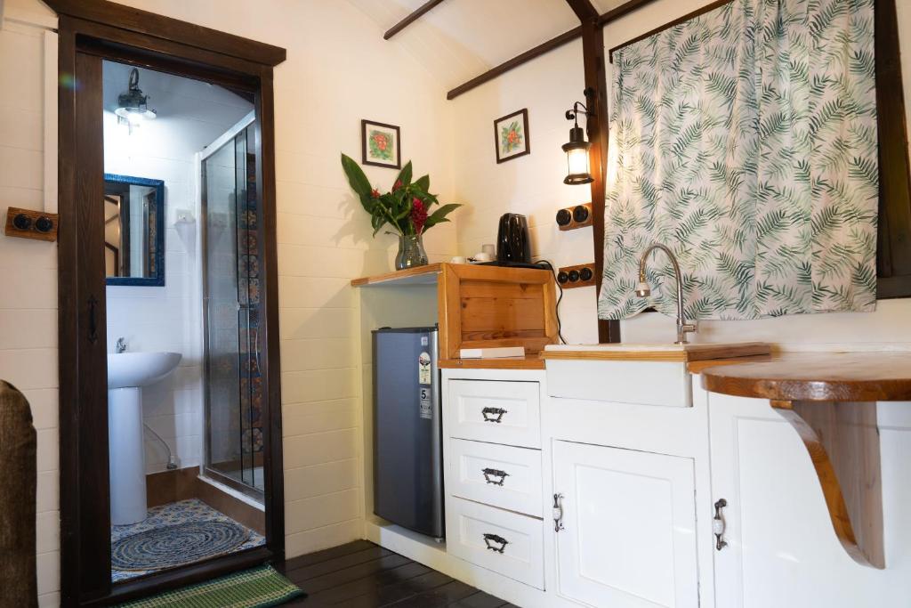 Imagem da galeria de Nirvana Hill Resort em Curtorim