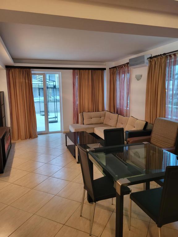 St.Vlas Apartments Mamaia - Apartment With Pool View