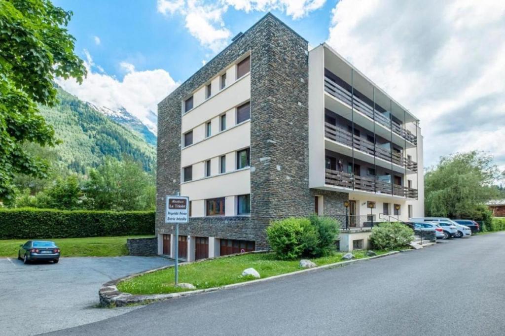 Budova, v ktorej sa apartmán nachádza