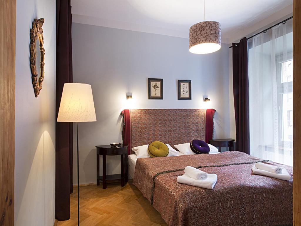 Antique Apartments Old Town - One-Bedroom Apartment (4 Adults) - 5 Asnyka Street
